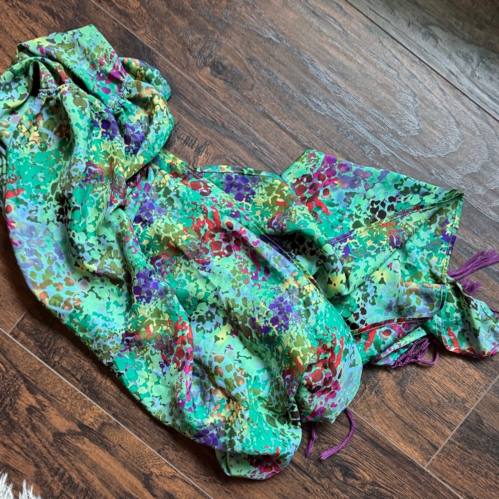 Vibrant Multicolor O’Neill Scarf